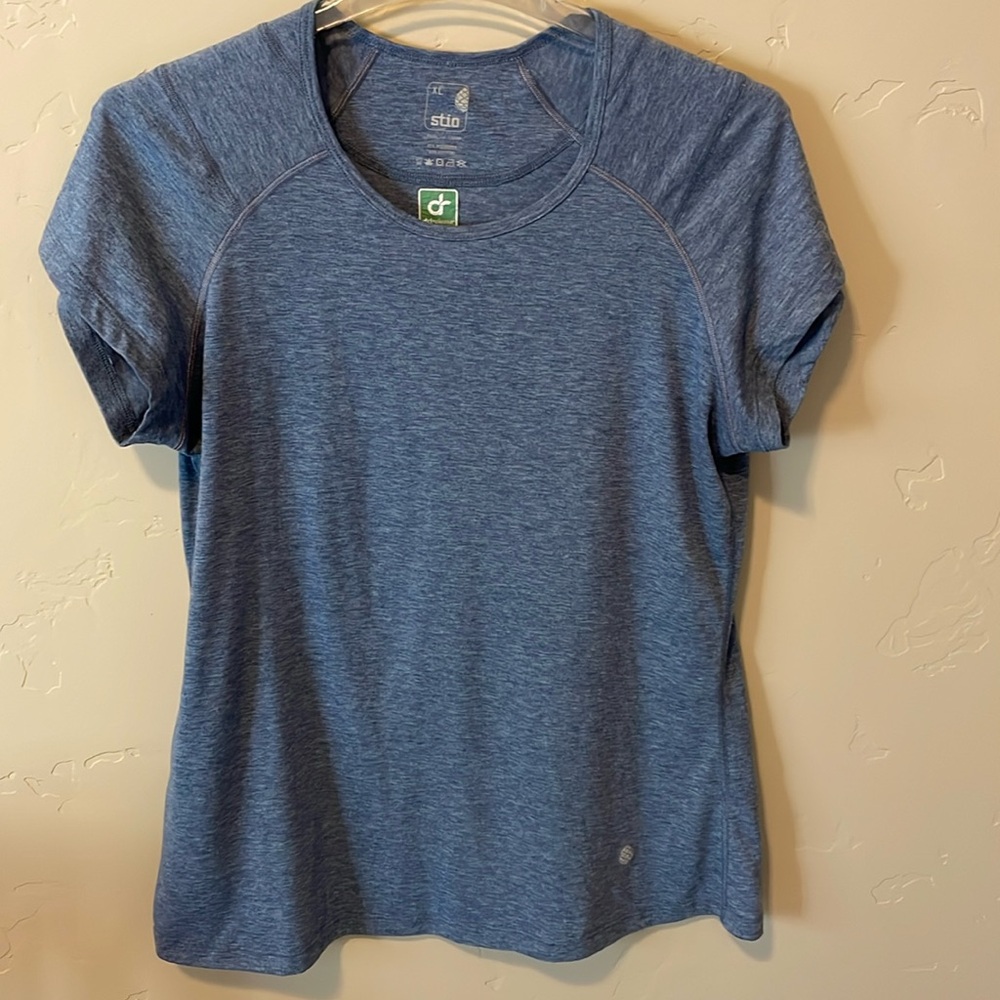 Stio T shirt